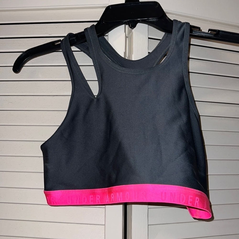 🔥3 for $25🔥 (EUC) GRAY AND HOT PINK SPORTS BRA. SZ M